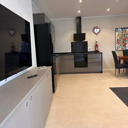 Segreto House